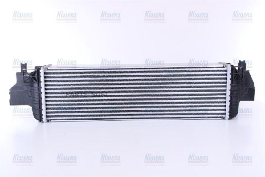 

Интеркулер Nissens 96103