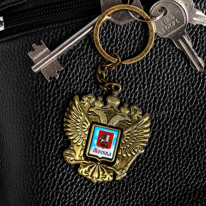 

Брелок унисекс Семейные традиции Москва, серебристый, Москва