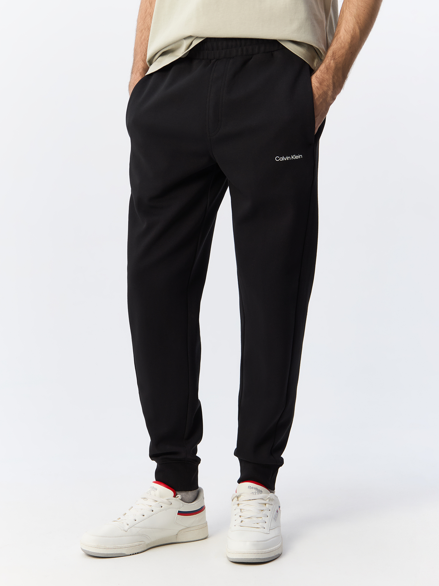 

Спортивные брюки мужские Calvin Klein K10K109940 черные S, Черный, K10K109940