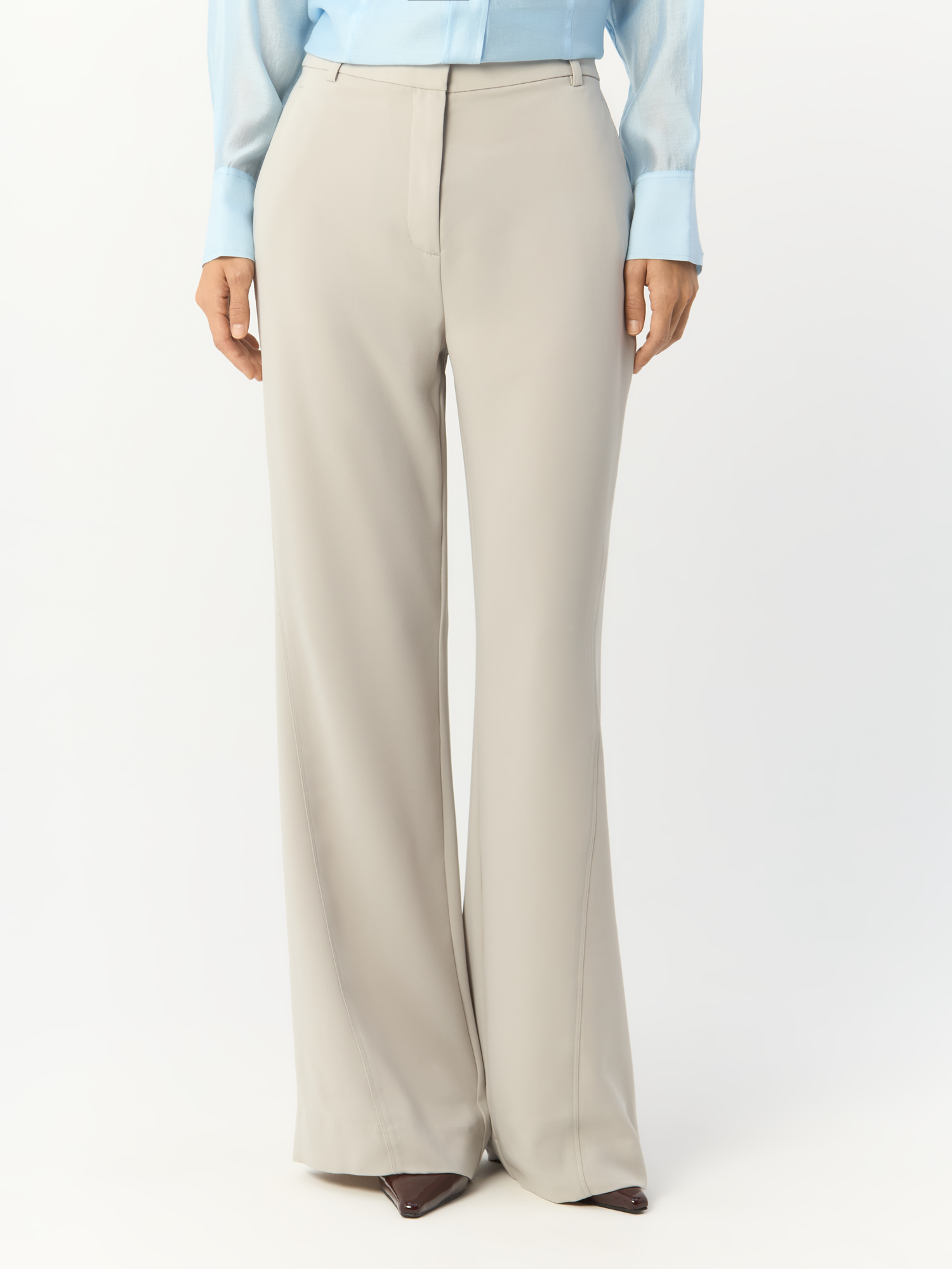

Брюки женские Calvin Klein K20K207155 бежевые 40, Серый, K20K207155