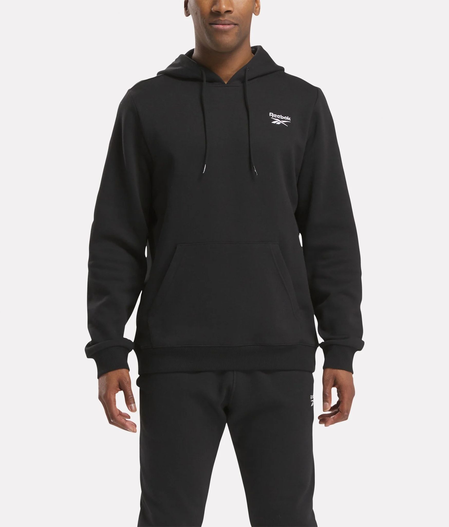 

Худи Reebok для мужчин, чёрное-001, размер XL, 100202869, Черный, Identity Small Logo Fleece Hoodie