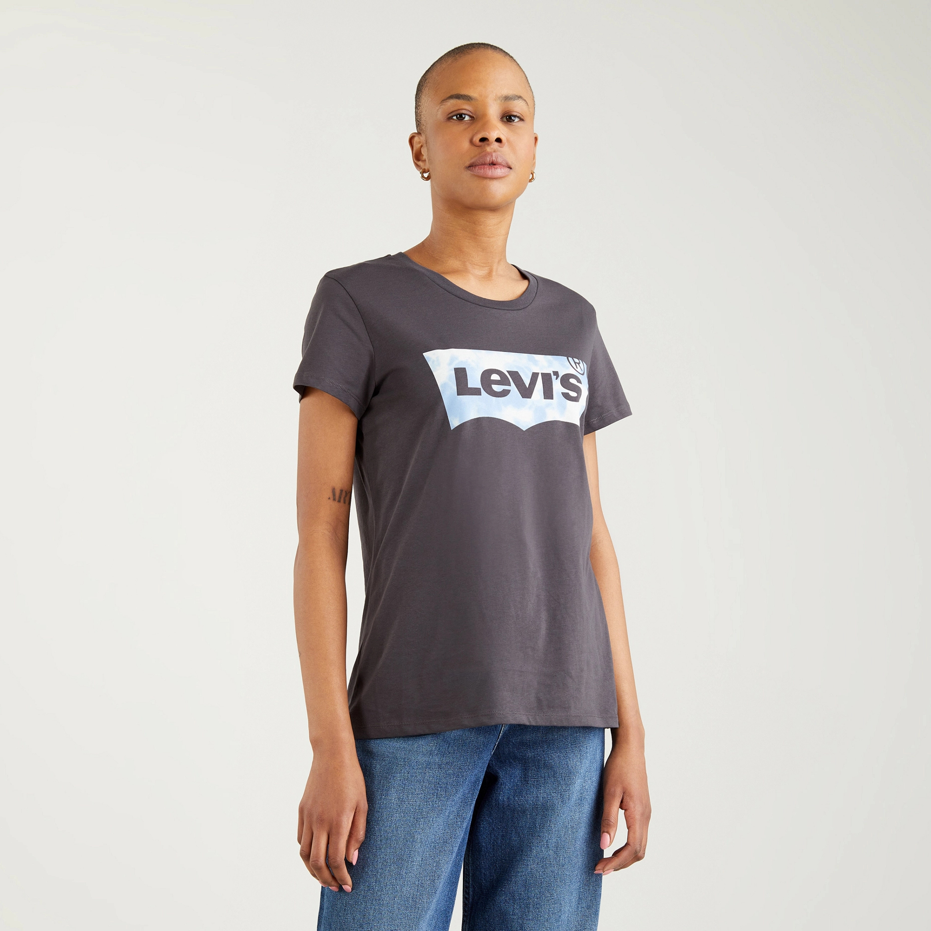 фото Футболка женская levi's 17369-1638 серая xl