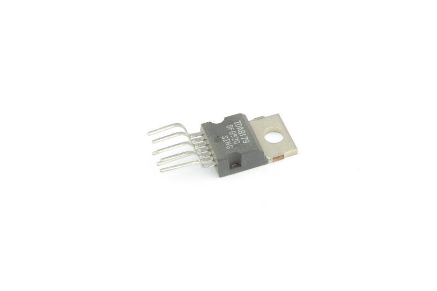 

Микросхема TDA8179S