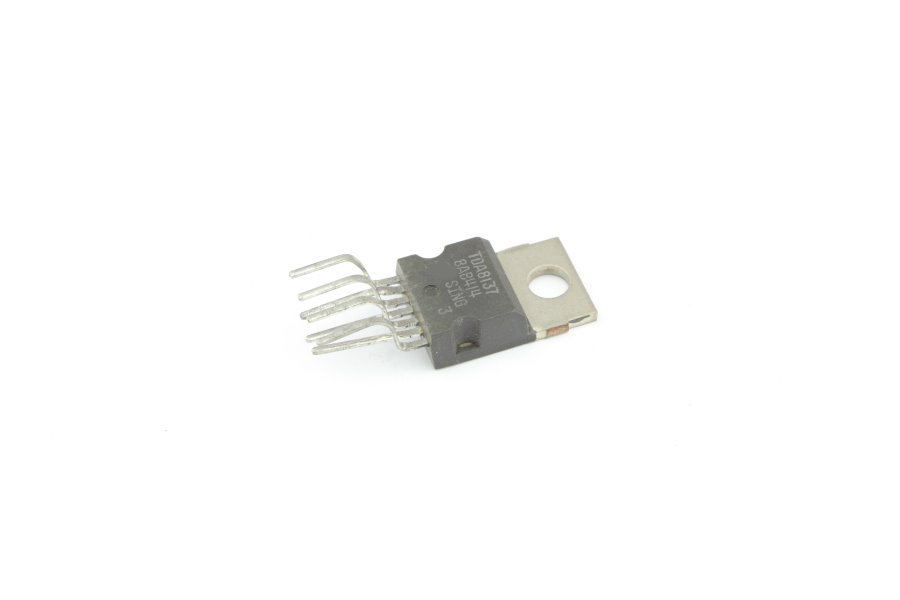 

Микросхема TDA8137