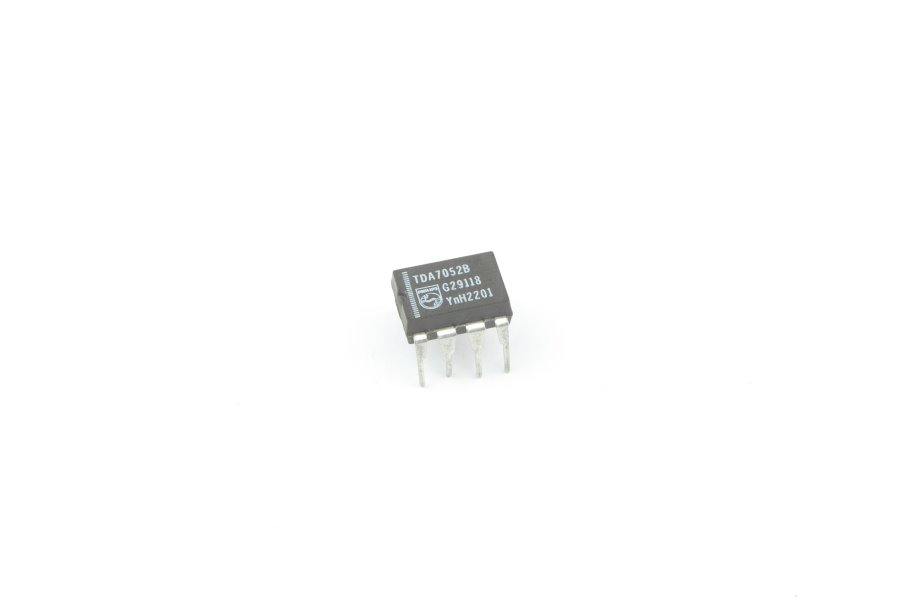 

Микросхема TDA7052B