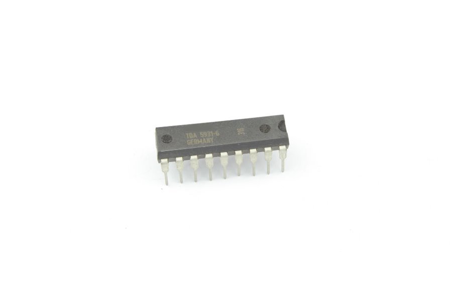 

Микросхема TDA5931-6