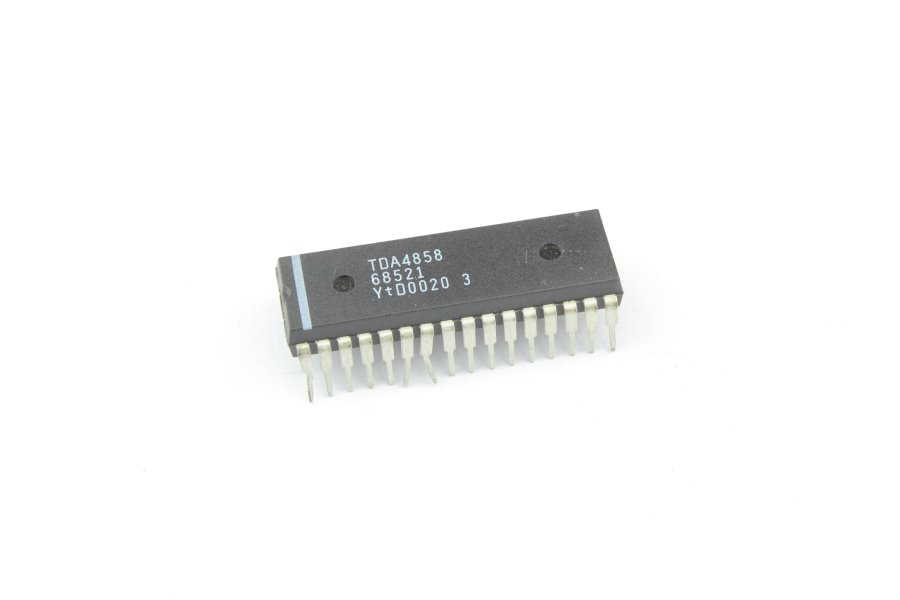 

Микросхема TDA4858