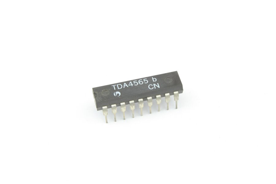 

Микросхема TDA4565