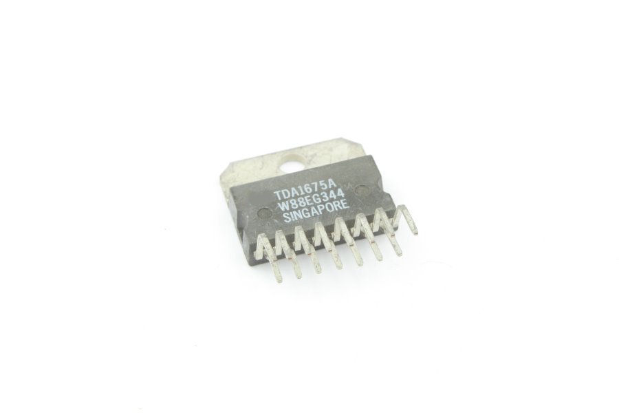 

Микросхема TDA1675A