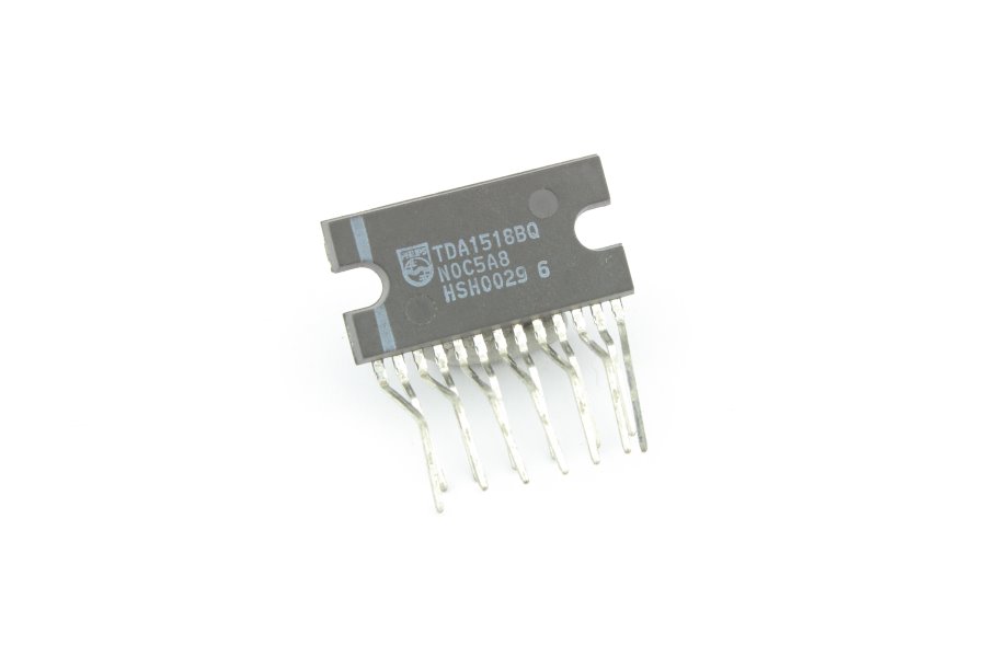

Микросхема TDA1518BQ