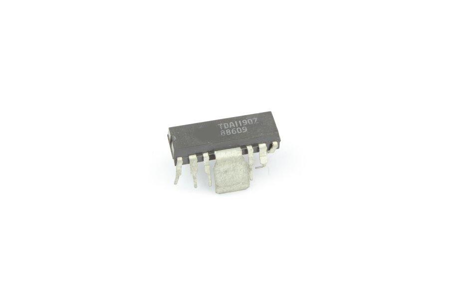 

Микросхема TDA1190Z