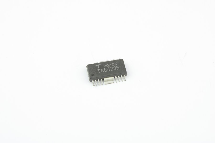 

Микросхема TA8423F