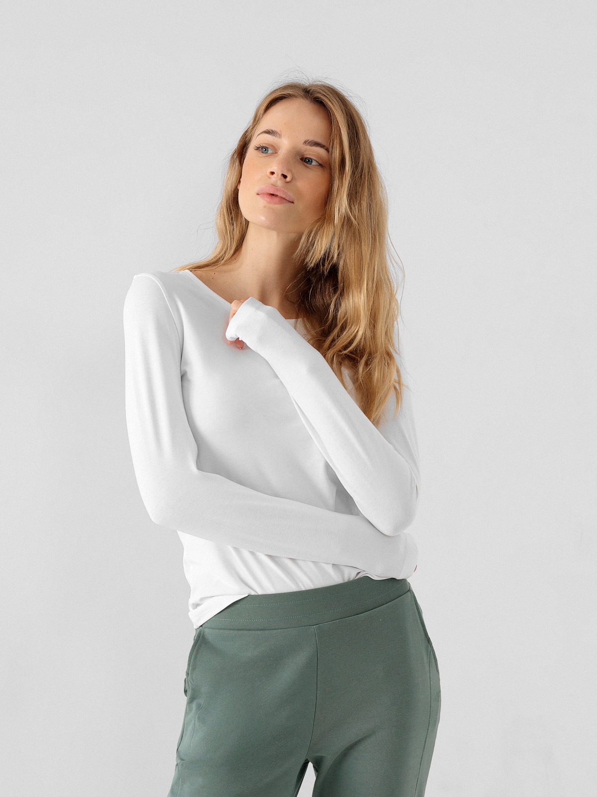 

Лонгслив женский 4F NOSH4-TSDL350 белый XL, NOSH4-TSDL350