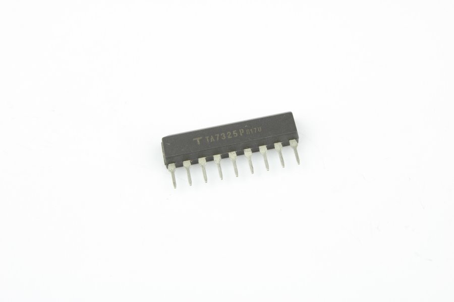 

Микросхема TA7325P