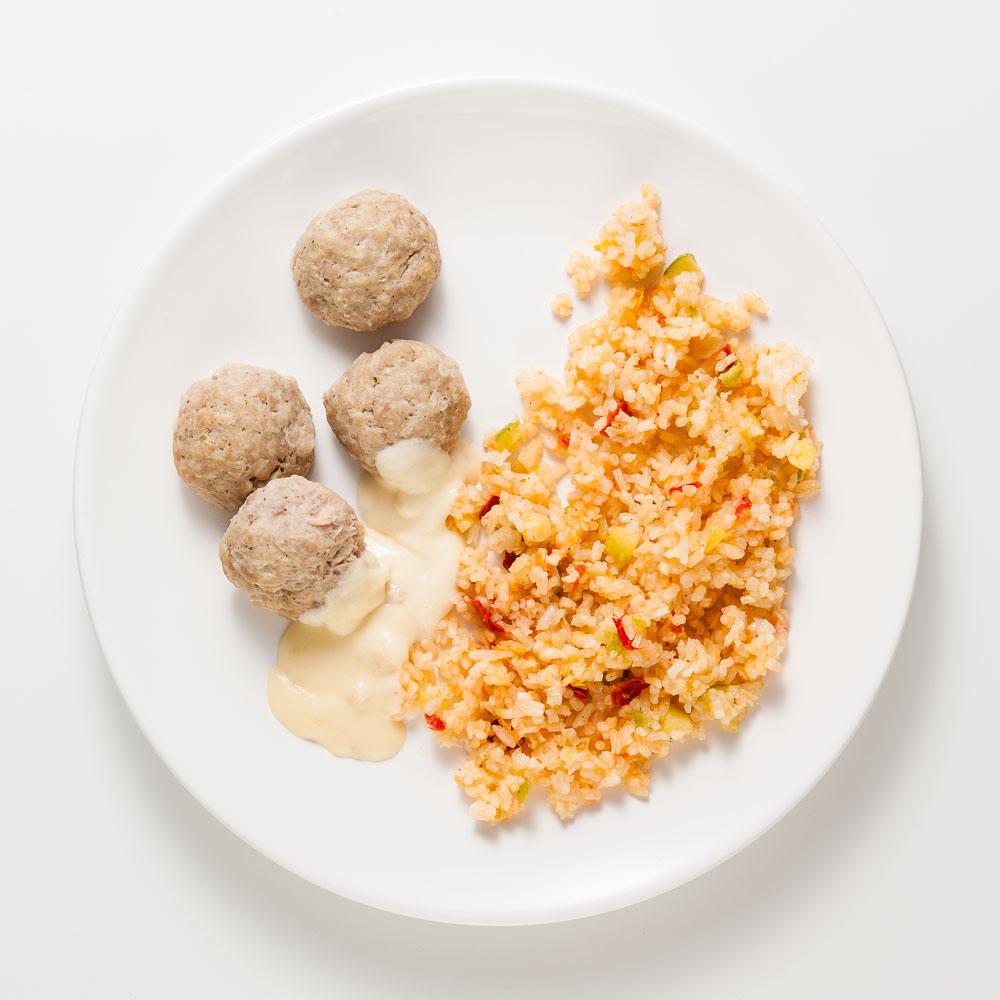 

Фрикадельки куриные с рисом и овощами, 260 г