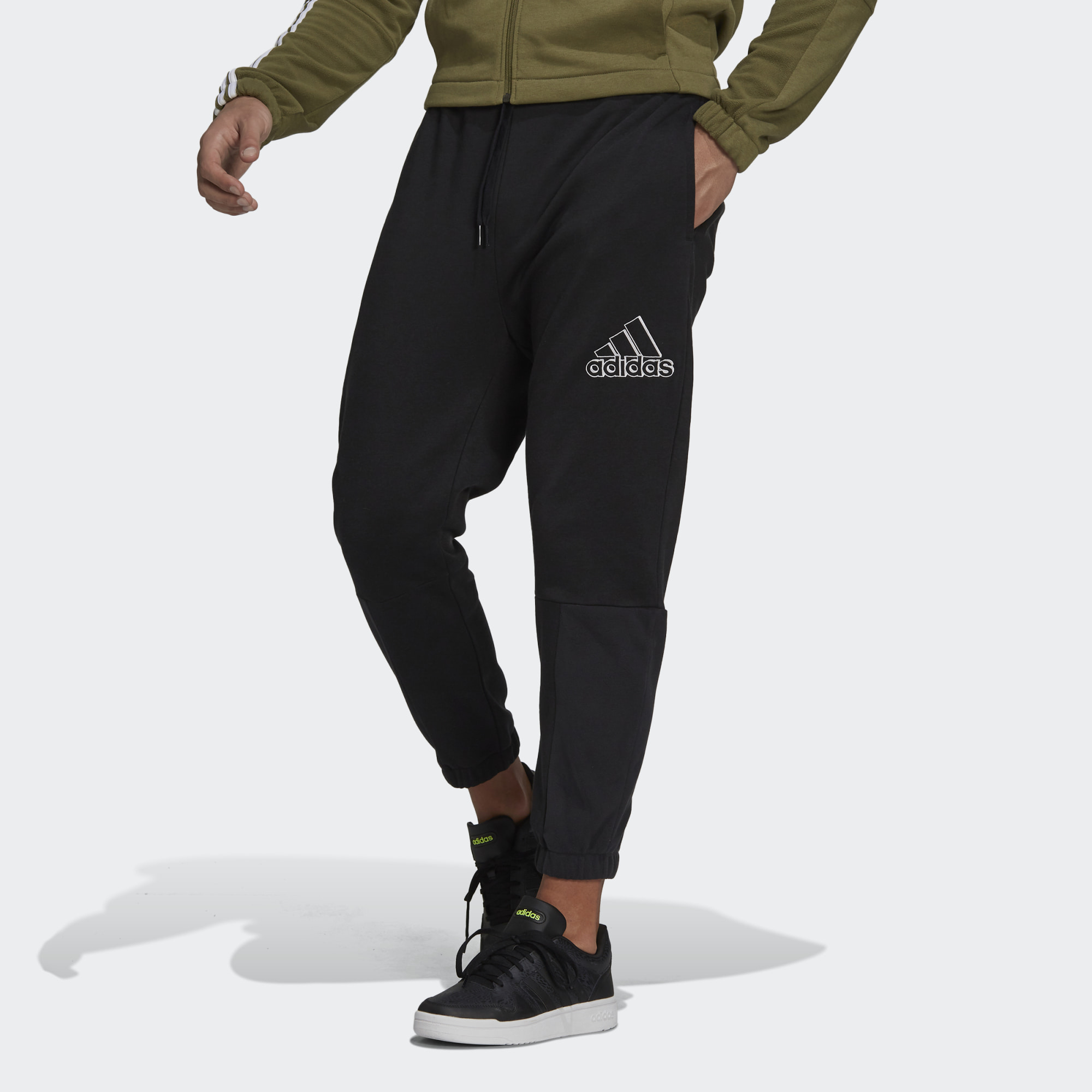 

Брюки мужские Adidas GV5299 черные S, GV5299