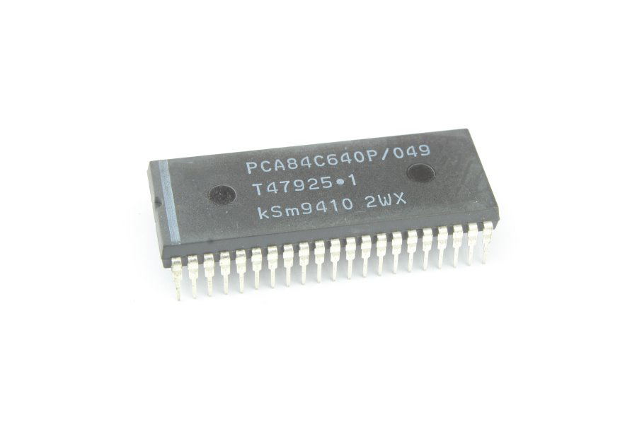 

Микросхема PCA84C640P/049