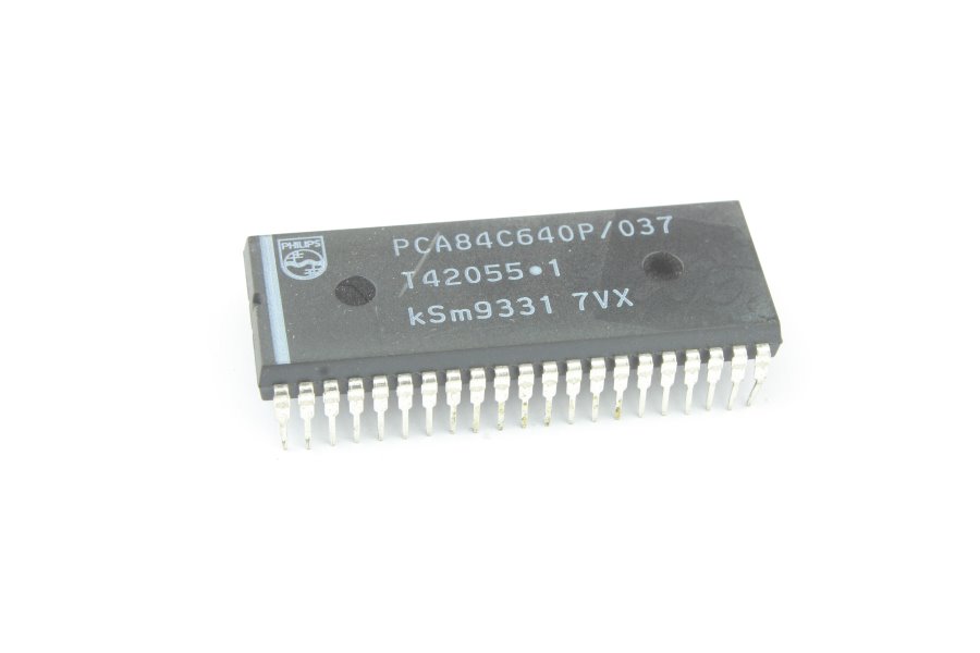 

Микросхема PCA84C640P/037