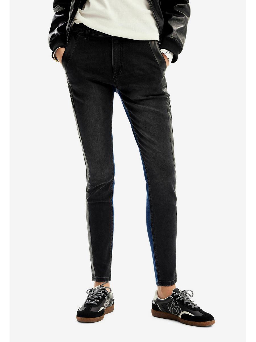 

Джинсы женские Desigual DE121N08M черные 36 EU, Черный, DE121N08M
