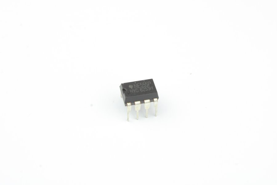 

Микросхема NE555N(P)