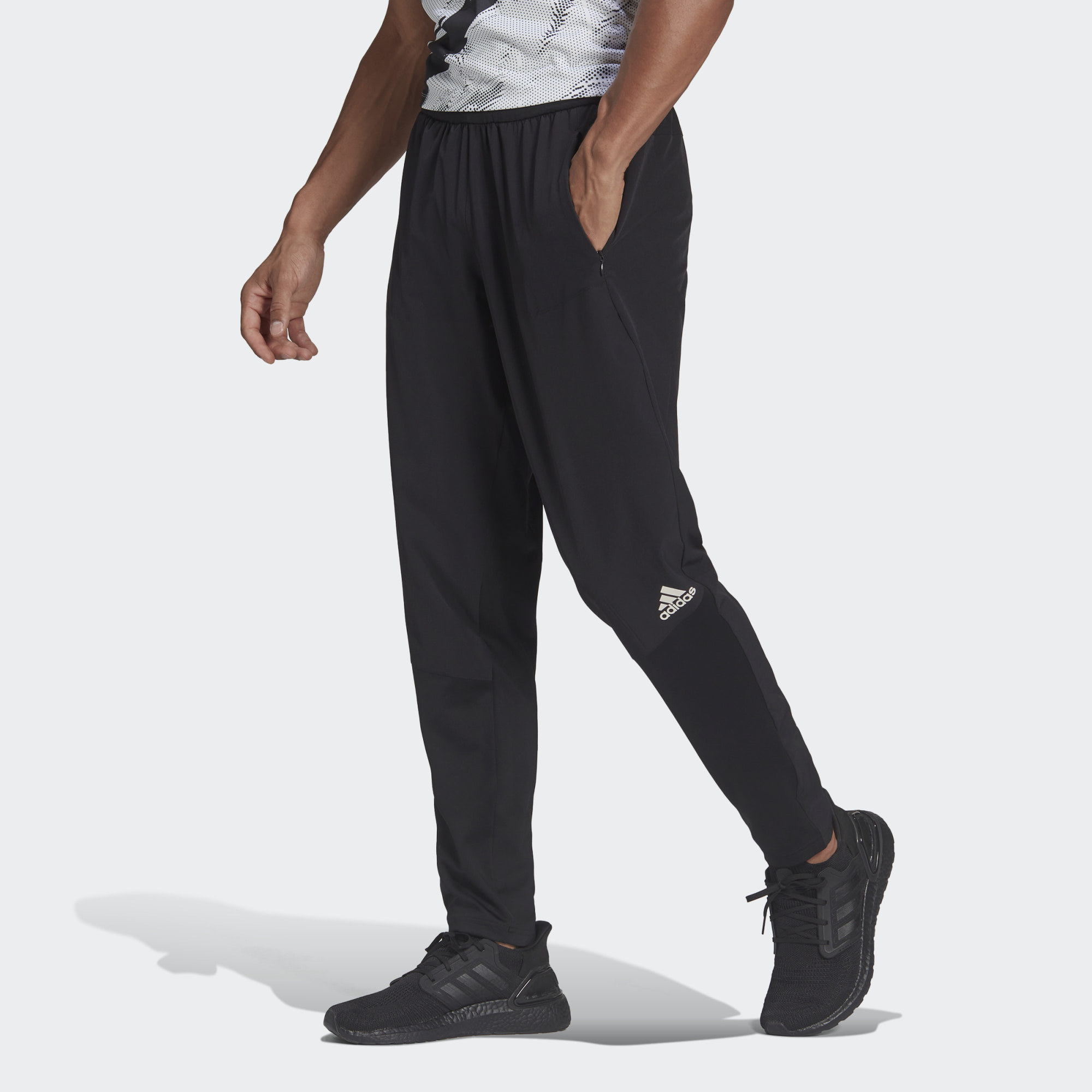 

Брюки мужские Adidas HA6365 черные L, HA6365