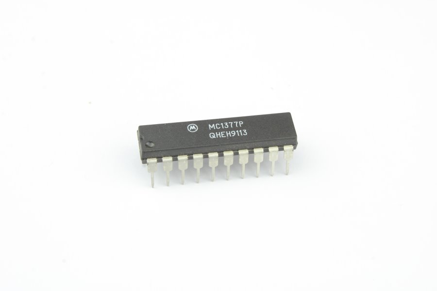 

Микросхема MC1377P