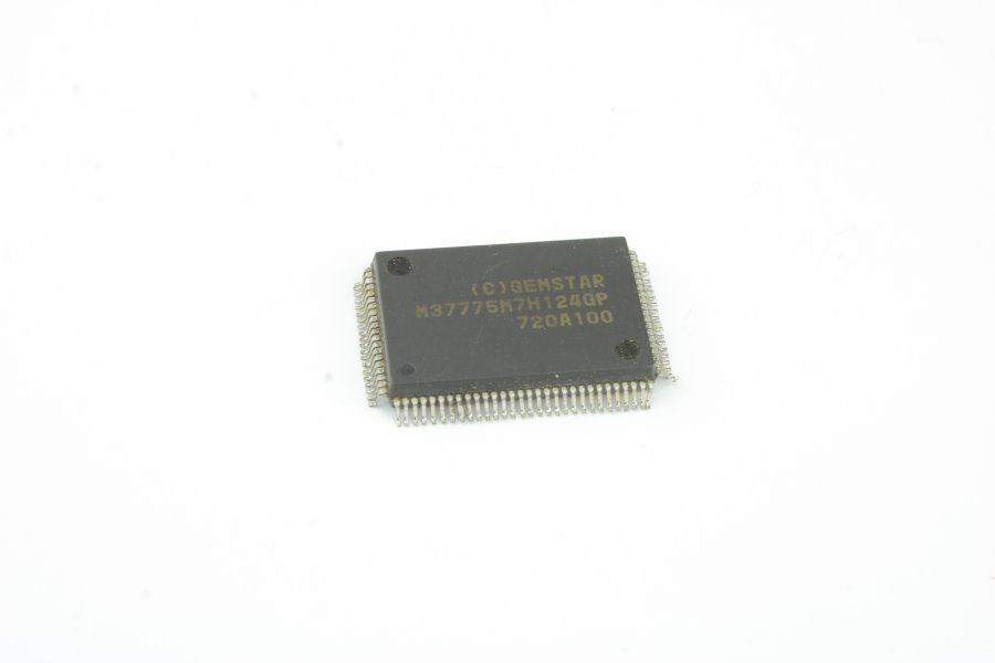 

Микросхема M37775M7H124GP