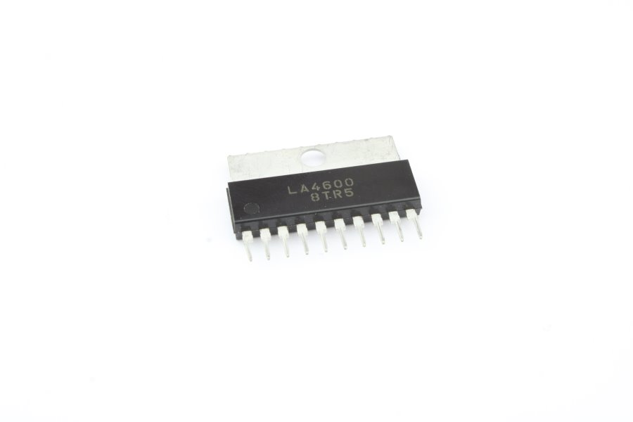 

Микросхема LA4600