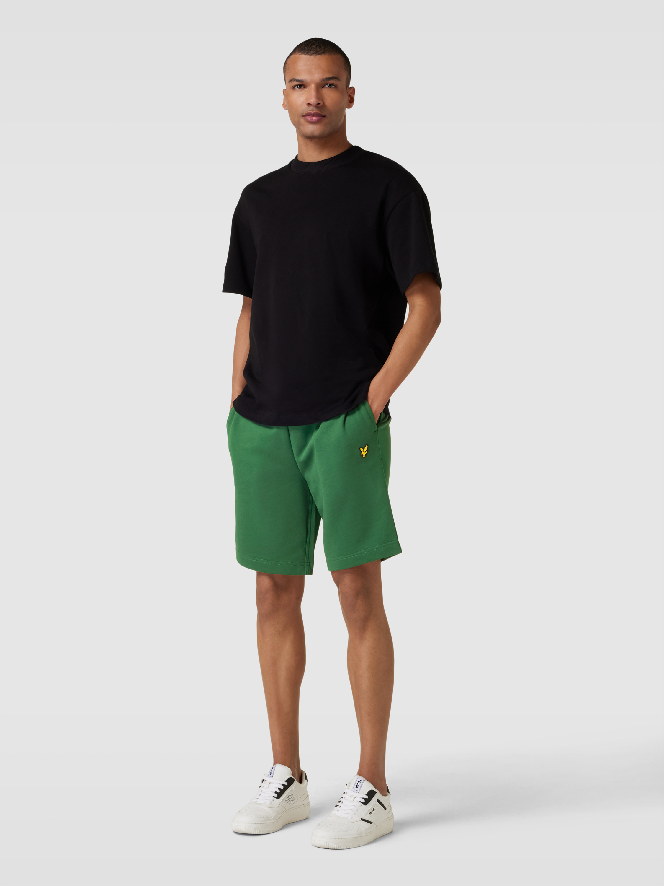 Повседневные шорты мужские Lyle&Scott 1814700 зеленые XL доставка из-за рубежа