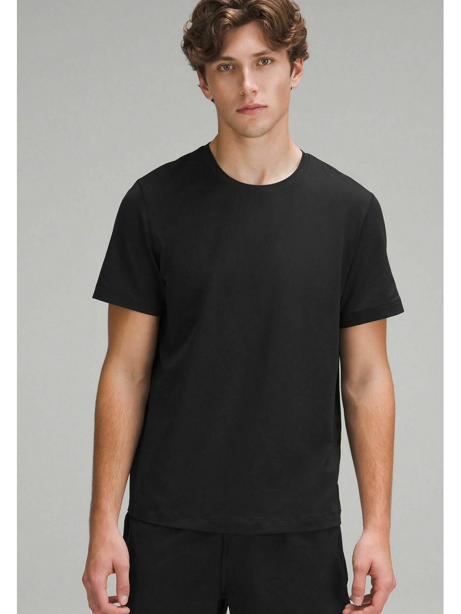 

Футболка мужская lululemon LLS42D015 черная XS, Черный, LLS42D015