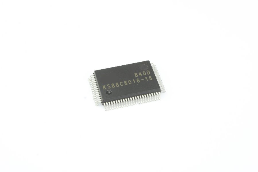 

Микросхема KS88C8016-18