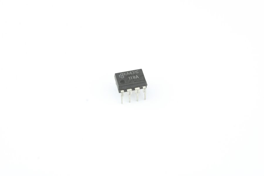

Микросхема KA431C