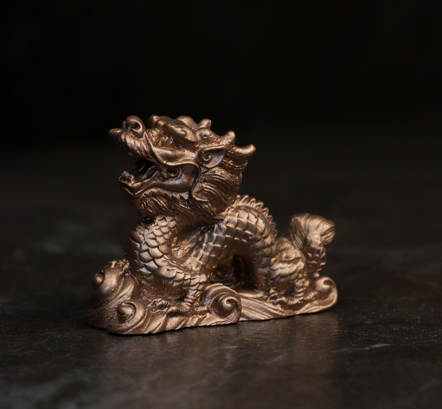 Китайский дракон Символ Года 2024 статуэтка SntArt гипс бронзовый