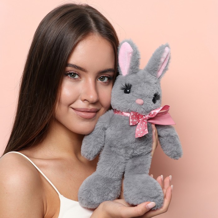 фото Мягкая игрушка milo toys зайка luna с бантом, 30 см, серая