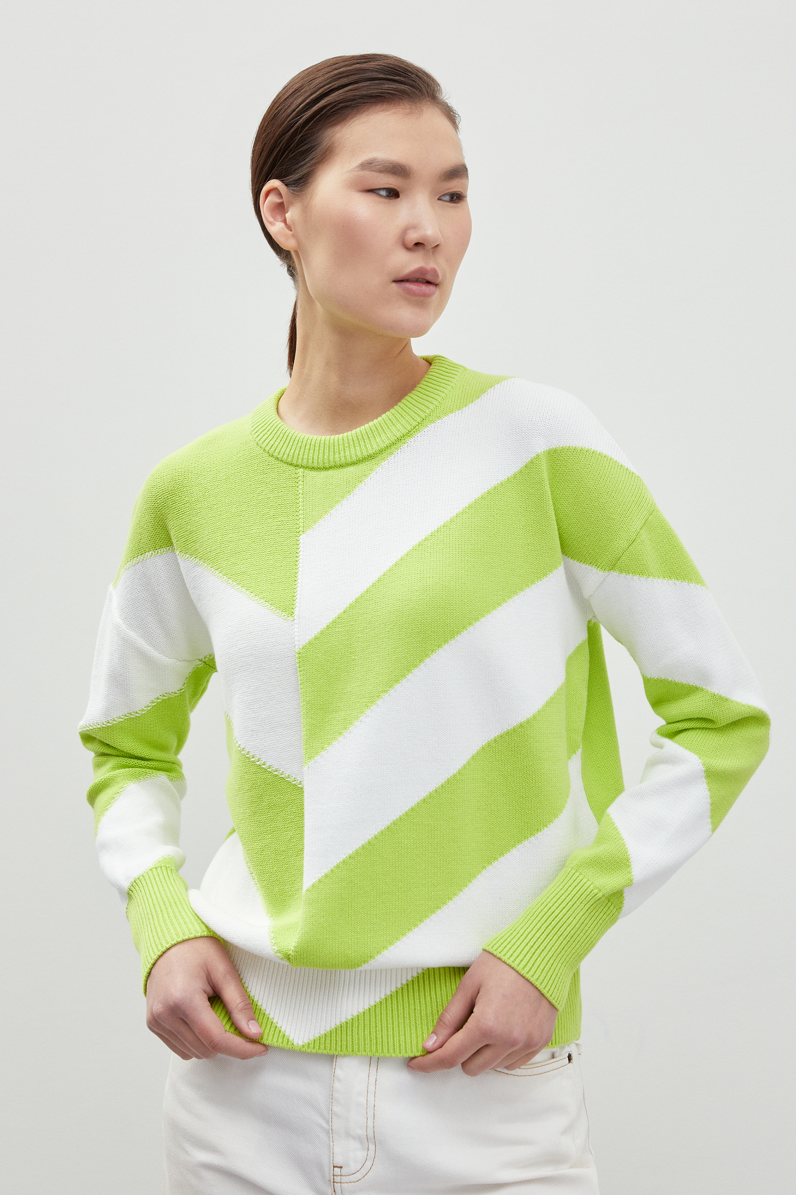 

Джемпер женский Finn Flare FBD11107 зеленый XL, FBD11107