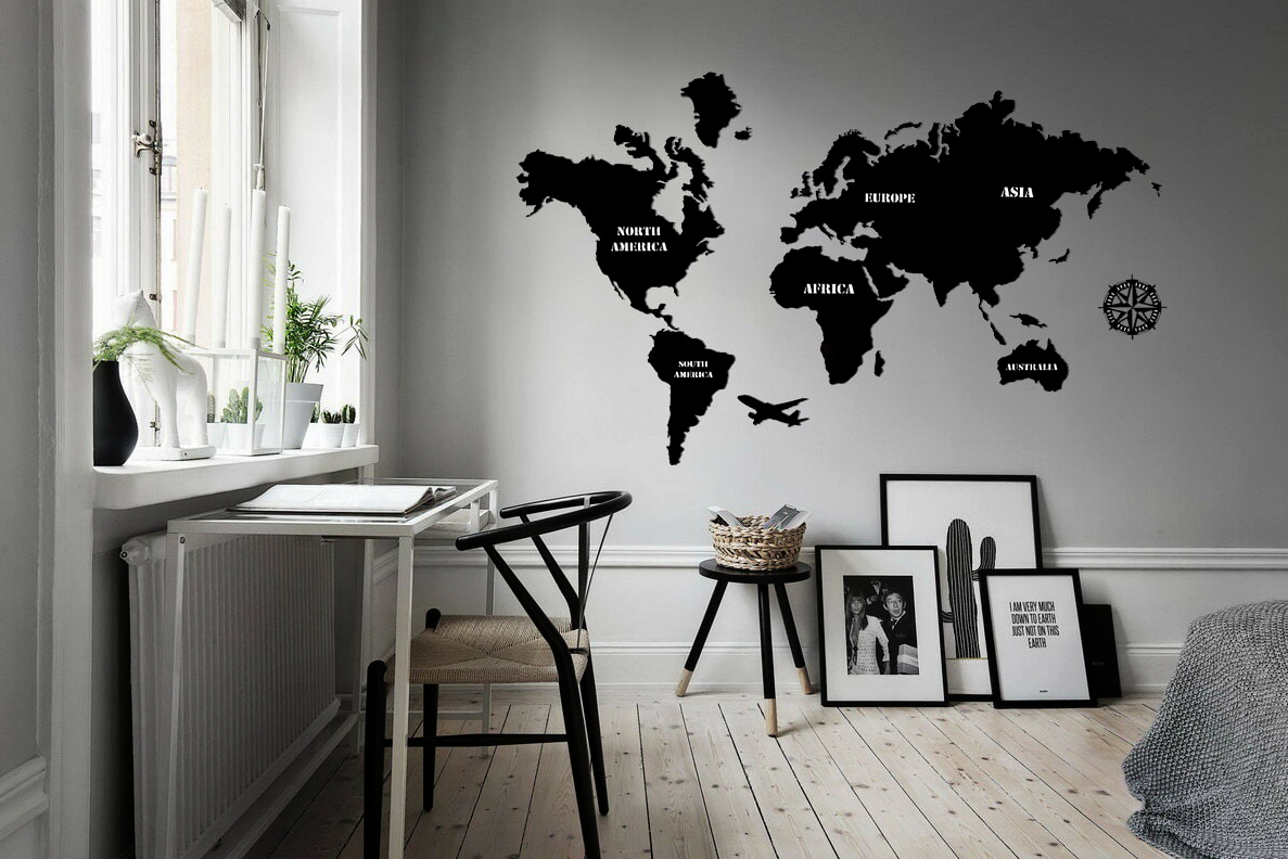

Карта Мира "Black" из орг. стекла 130х78 см.