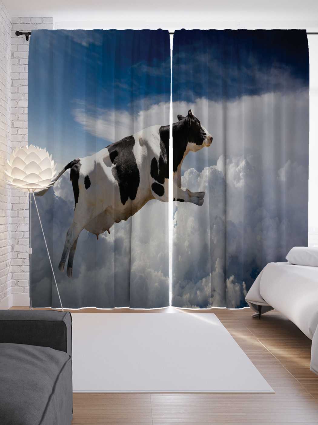 

Шторы JoyArty с фотопечатью "Летящая корова" из сатена, 290х265 см, Летящая корова