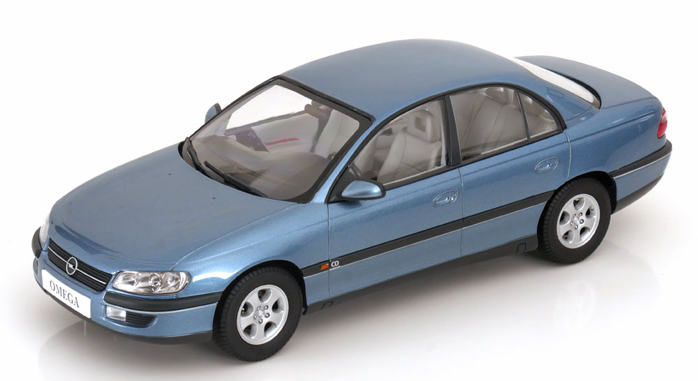 Модель коллекционная Opel omega b saloon 1996 light blue metallic / опель омега синий