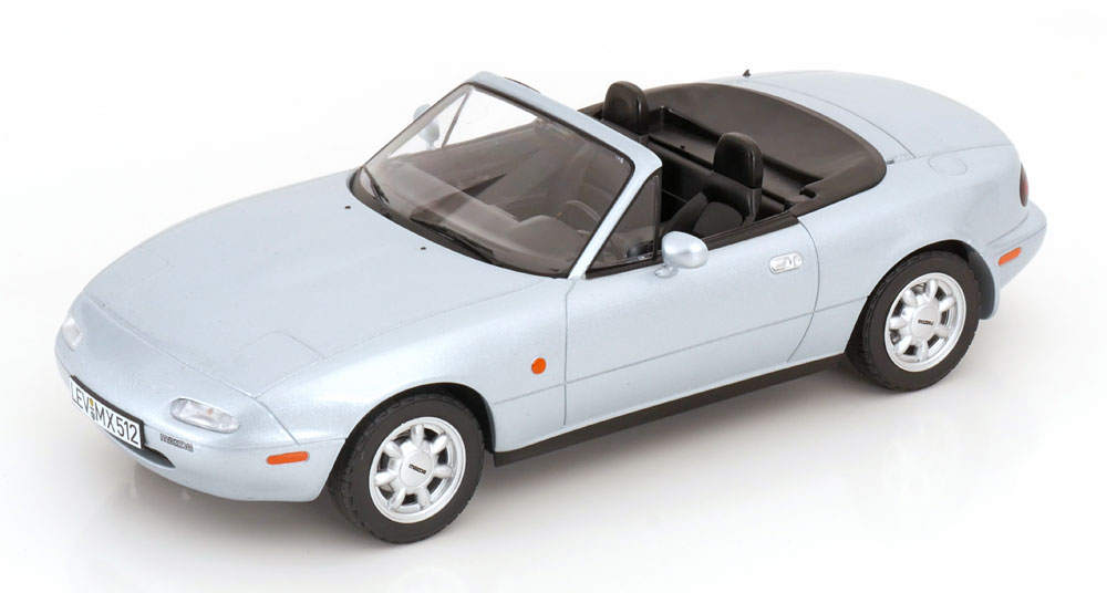 Модель коллекционная NOREV Mazda MX5 with removable hardtop 1991 silver