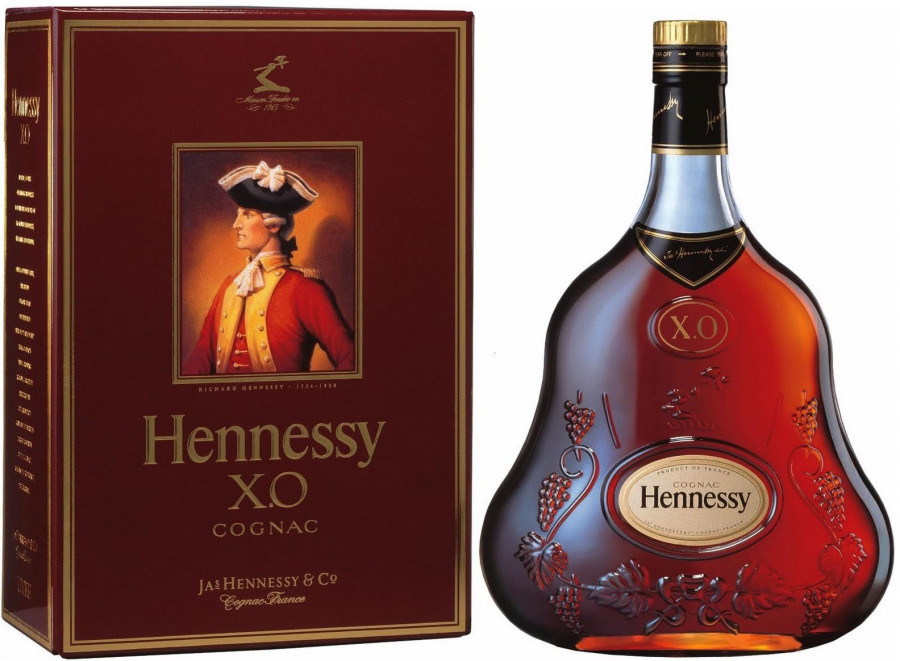 

Коньяк Hennessy XO, в подарочной упаковке, 0.7 л