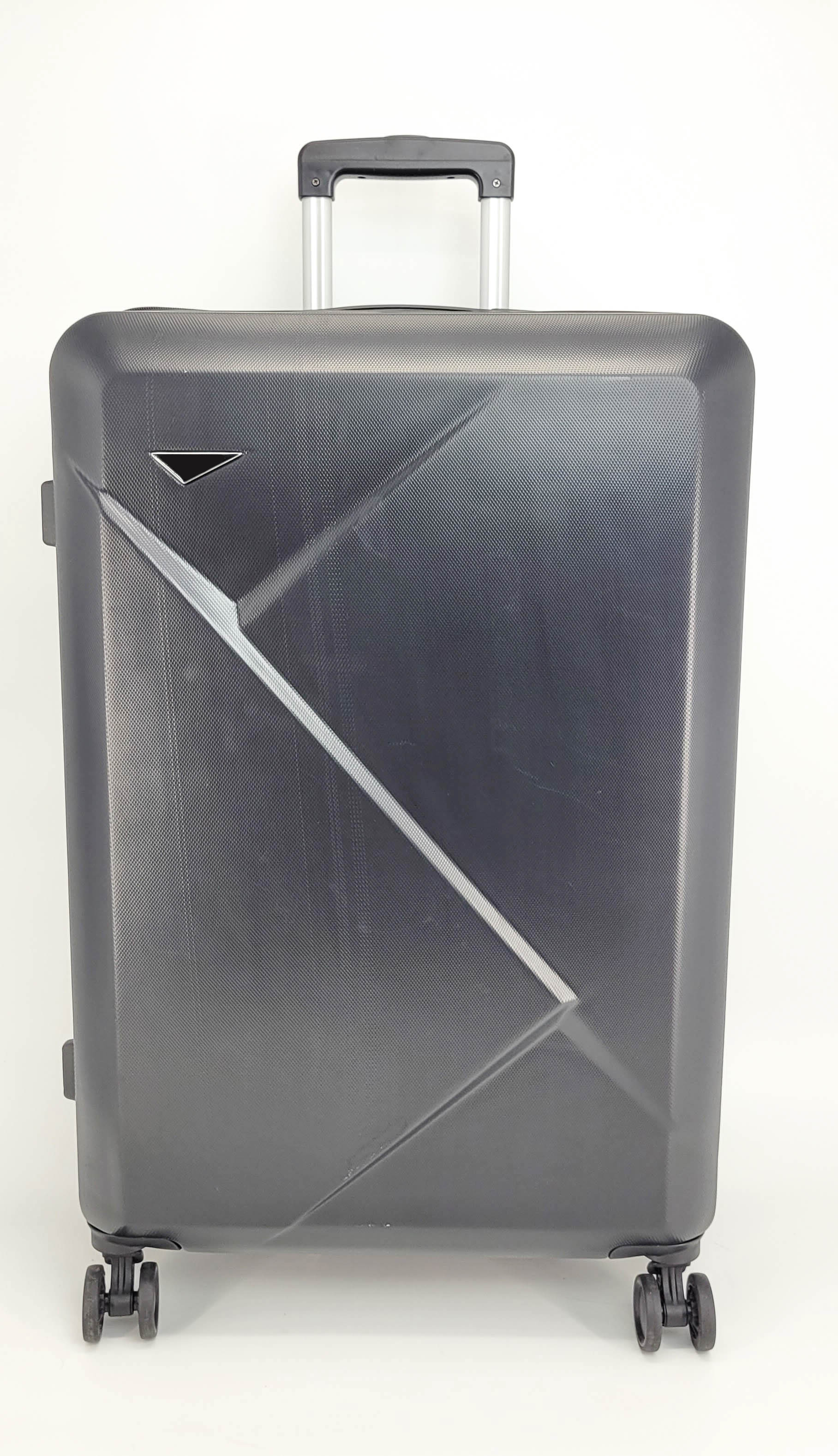 

Чемодан унисекс Impreza 202020 черный L, 202020