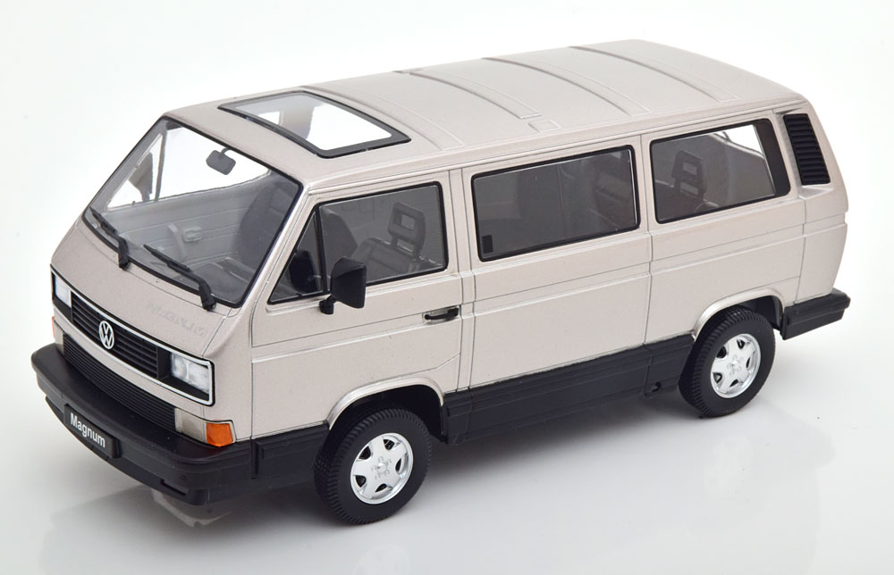 

Модель коллекционная KK-SCALE Vw T3 multivan magnum 1987 lightgrey-metallic, Серый