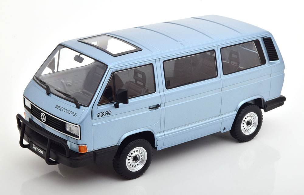 Модель коллекционная KK-SCALE Vw bus T3 syncro 1987 lightblue-metallic