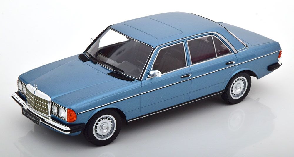 Модель коллекционная KK-SCALE Mercedes 230E W123 saloon 1975 light blue-metallic