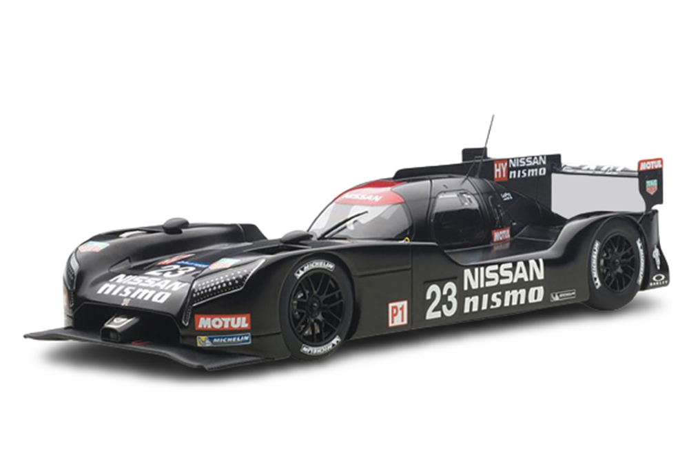 Модель коллекционная AUTOART Nissan gt-r nismo lm 2015 test car composite model