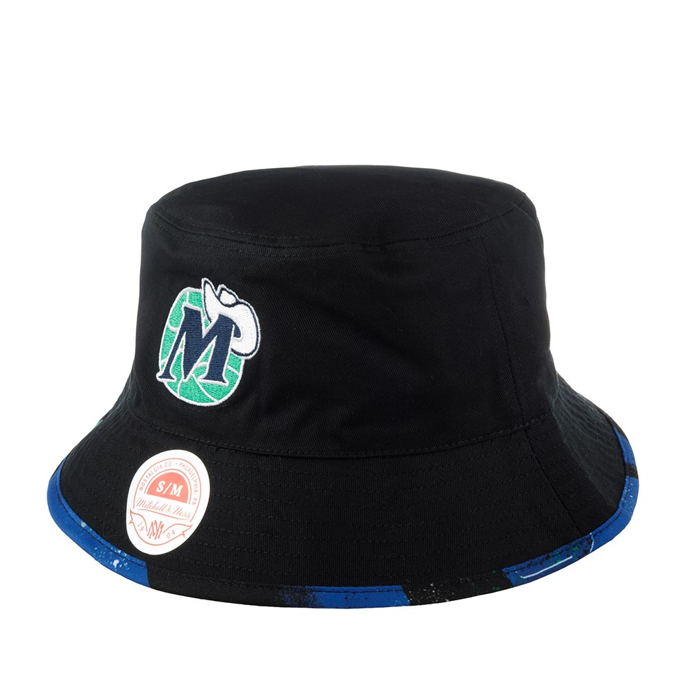 Панама унисекс MITCHELL NESS HBKB2994-DMAYYPPPBLCK Dallas Mavericks NBA черная, р. 56