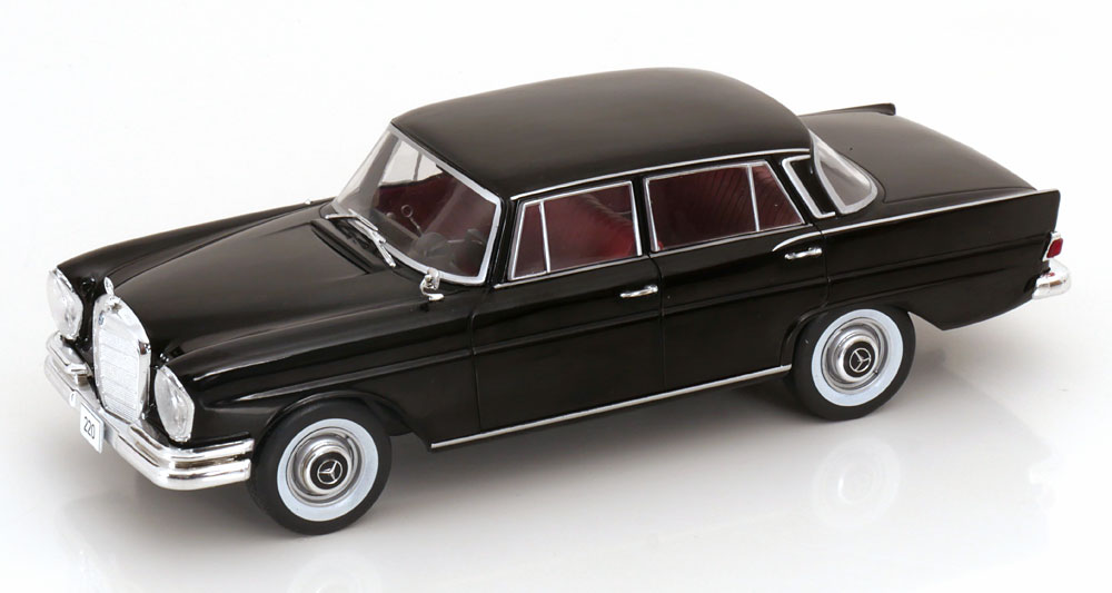 Модель коллекционная WHITEBOX Mercedes-benz 220 (W110) 1959 black