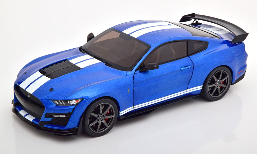 

Модель коллекционная SOLIDO Ford mustang shelby gt 500 fast track 2020 blue metallic/white, Синий