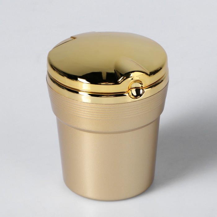 

Пепельница для авто с крышкой TORSO, подсветка, 7.5x9 см, золото, Золотой, Для водителя