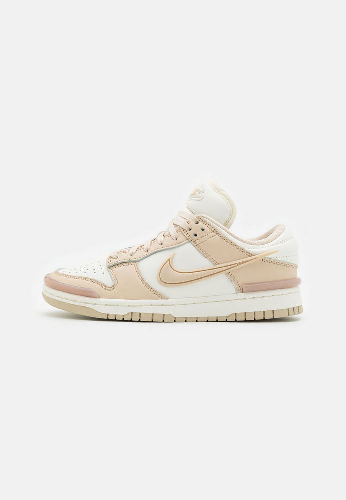 

Кеды женские Nike NI111A1AJ белые 44.5 EU, Белый, NI111A1AJ